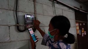 PLN Terangi 76.900 Desa Kelurahan di Seluruh Indonesia Gunakan PMN