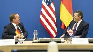 Menhan Jerman Bahas Pasokan Senjata ke Ukraina hingga Penempatan Rudal AS dengan Kepala Pentagon