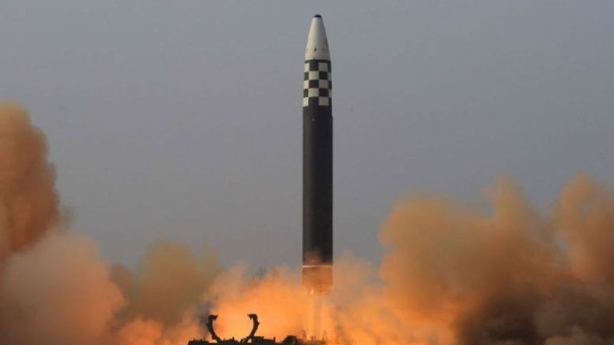 North Korea's Response To Hypersonic Missiles, South Korea-US-Japan Naval Exercises On Carrier
