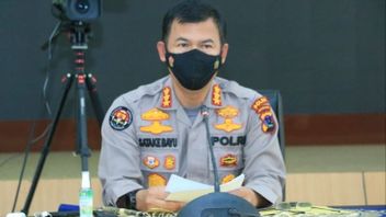نشرت شرطة سومطرة الإقليمية الغربية فريقا لمراقبة عدد من الأسواق قبل شهر رمضان ، وأولئك الذين يعانون من العناد في تخزين السلع مستعدون للعقوبات.