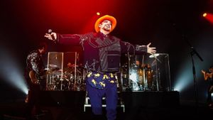 Boy George Blak-blakan Akui Pakai Bantuan AI untuk Menulis Lirik Lagu
