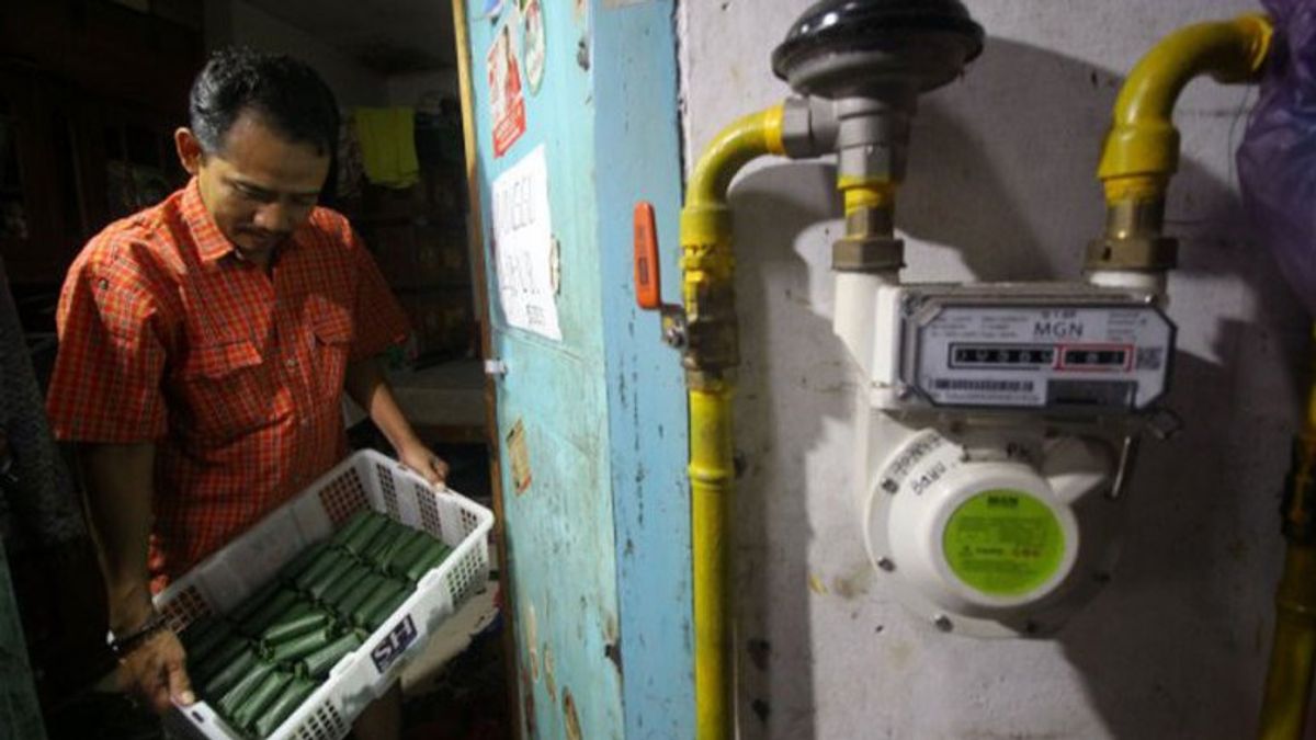 Surabaya Residents Complain, Their Homes Have Not Been Connected To The Gas Network