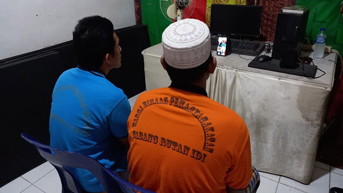Trial Via Mobile, Defendant Of Mother And Child Murder In East Aceh Demands The Death Penalty