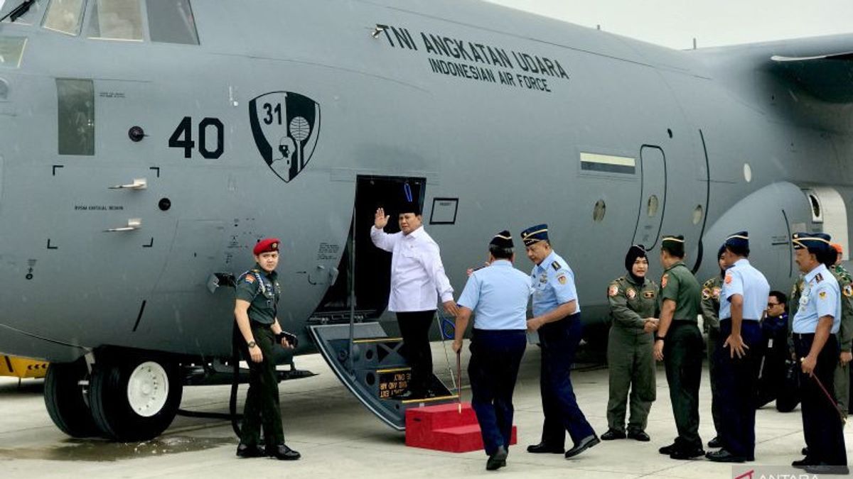 Menhan Prabowo Serahkan Unit Kedua C-130 J Super Hercules ke TNI AU
