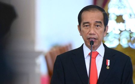 Jokowi: Tak Ada Tempat yang Lebih Baik Selain di Rumah Saja, Jauhi Kerumunan