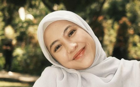 Sempat Mengeluh, Kini Adhisty Zara Akui Nyaman Pakai Hijab