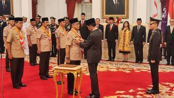 Jokowi Kembali Lantik Buwas Jadi Ketua Kwarnas Pramuka 2023-2028