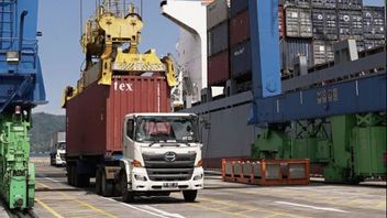 Pelindo Says International Container Flows Are Increasing Amid Fear Of Trump's Import Tariffs
