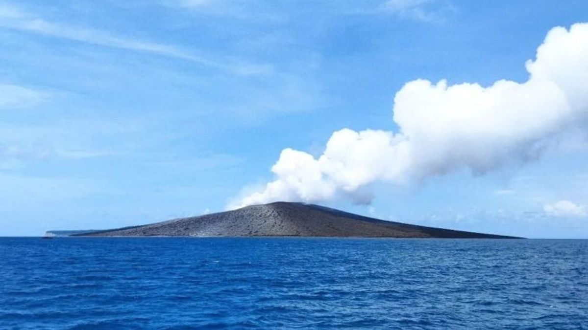 Le statut du mont Anak Krakatau est tombé en panne