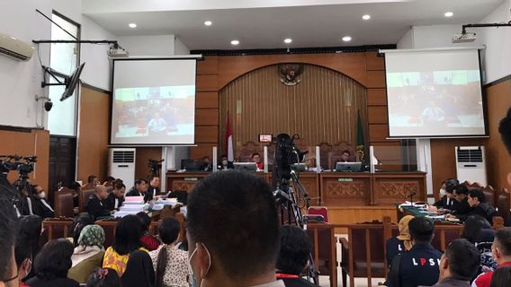 Sidang Bharada E: Kamaruddin Punya Segudang Cerita Tapi Menolak Beberkan Narasumber