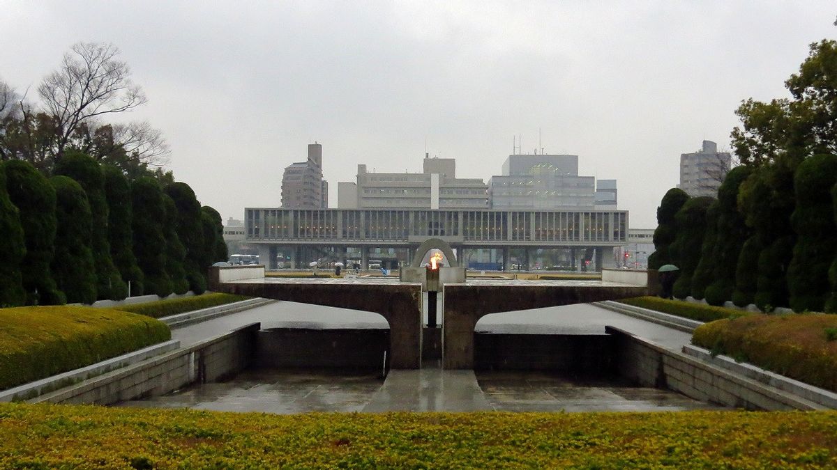 The Eternal Flame at Hiroshima Peace Memorial Park will be used in a ceremony at Pearl Harbor.