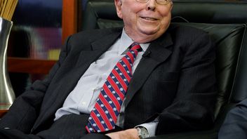 Charlie Munger décédé, une figure anti-crypto émerge à l’âge de 99 ans