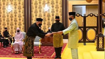  Pm 伊斯梅尔 · 萨布里 · 亚科布准备加入反对党， 马来西亚国王： 人们想要的这种成熟