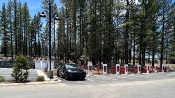 Already Achieved 40,000, Tesla Supercharger Becomes The World's Largest DC Fast Charging Network
