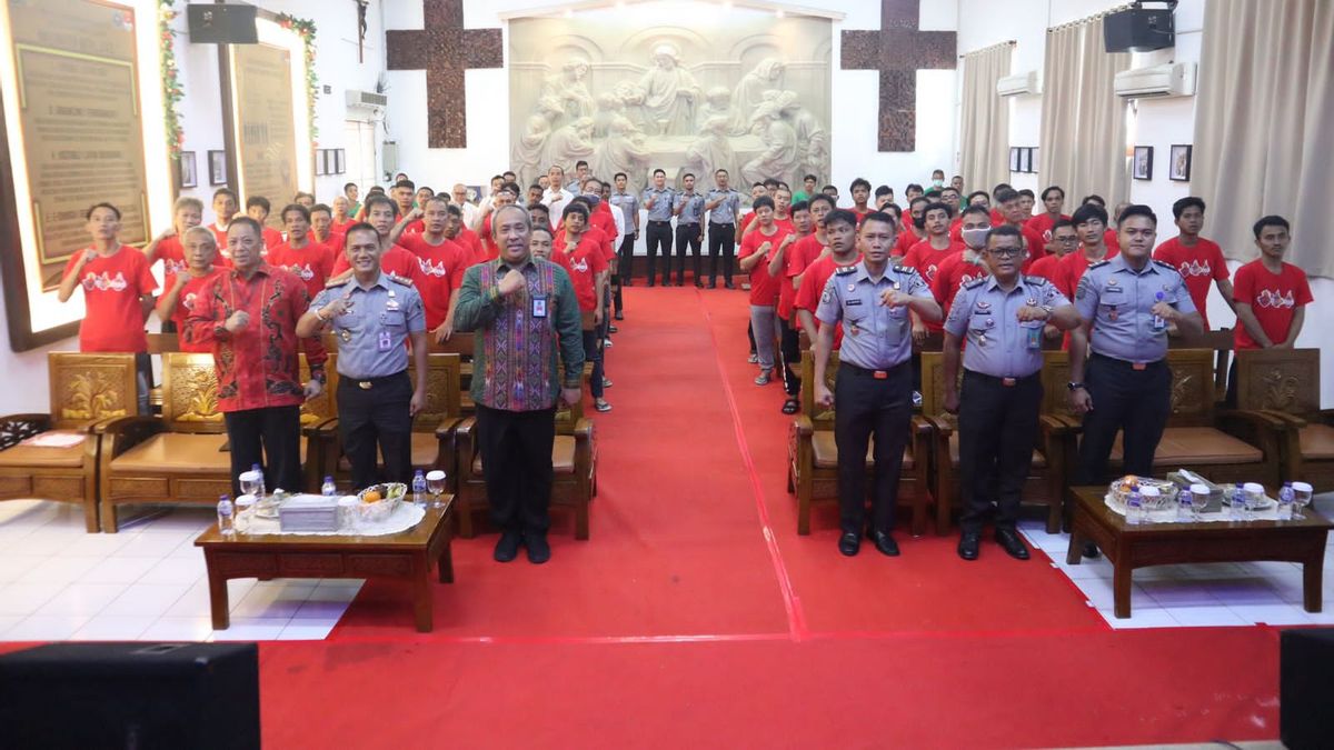 There Are 120 Inmates Who Receive Special Remission For Christmas At The Tangerang Youth Prison
