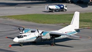 Puing Pesawat An-24 Angara Airlines Ditemukan di Lereng Gunung, Medan Sulit Diakses