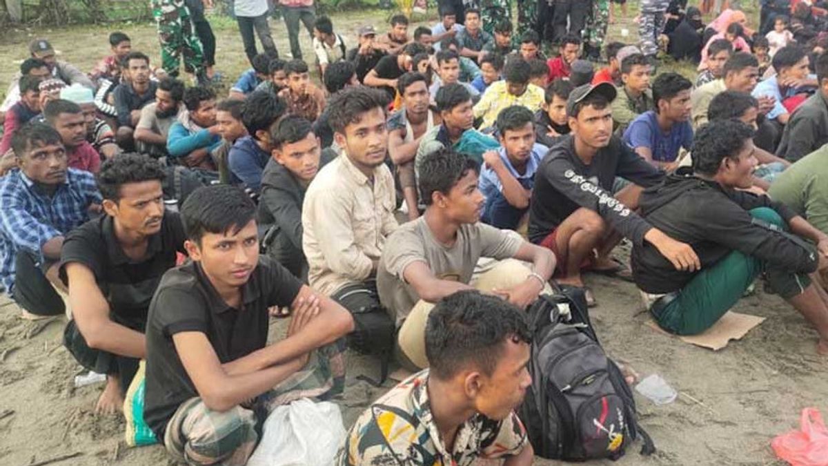 Again! 111 Rohingya Immigrants Confeded On The North Aceh Coast, Direct Regency Government Coordination With UNHCR