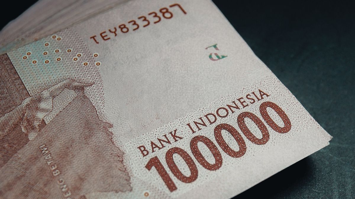 Indonesia Deflasi Bikin Rupiah Selasa Melempem