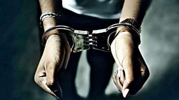 警察に逮捕された南スラウェシ州の児童レイプの加害者5人