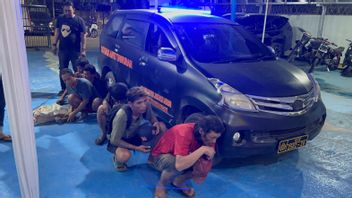 L'équipe Opsnal de la police de Pademangan a arrêté 6 voleurs de fer sur la route de tol.