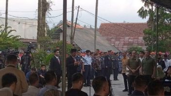 Leading Haz Hamzah Cemetery In Puncak Bogor, Coordinating Minister For Political, Legal And Security Affairs: Please Open The Door Sorry