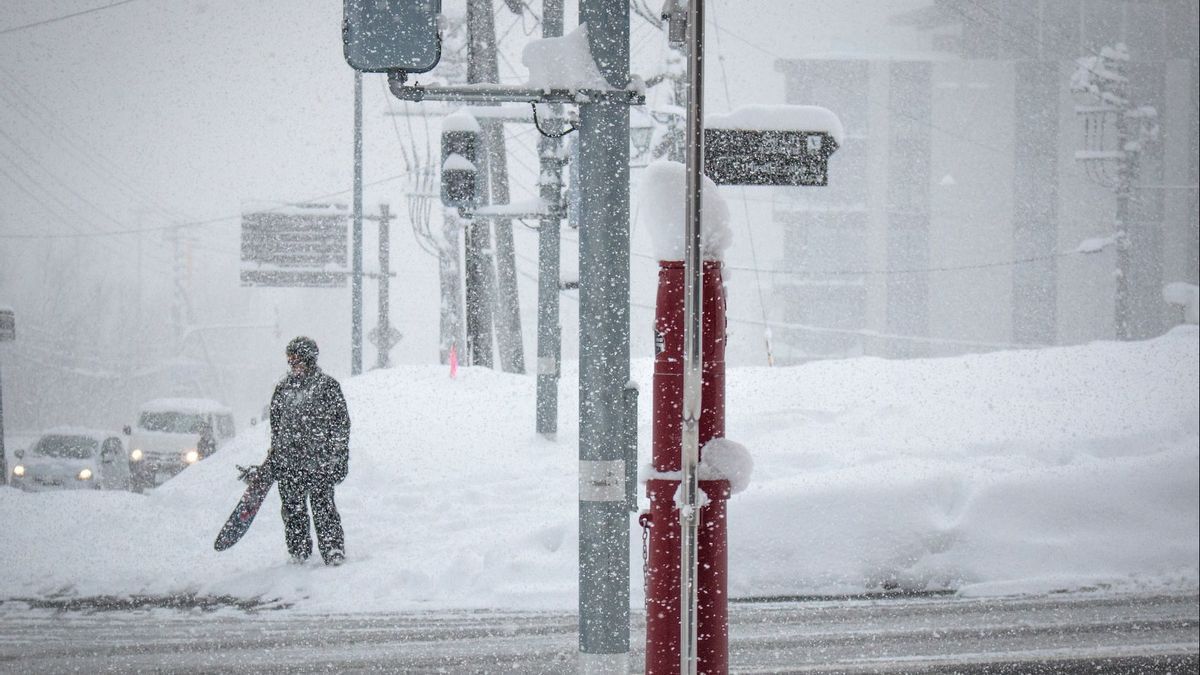 気温が上昇し始め、日本人は雪崩に注意するよう求められている