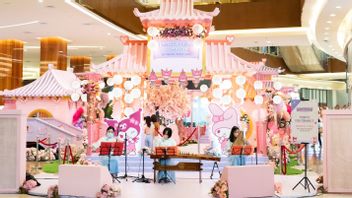 Small Year's New Year's Vehement At Pacific Place Mall Jakarta