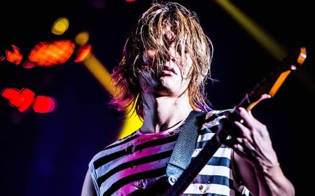 Toru ONE OK ROCK Positif COVID-19