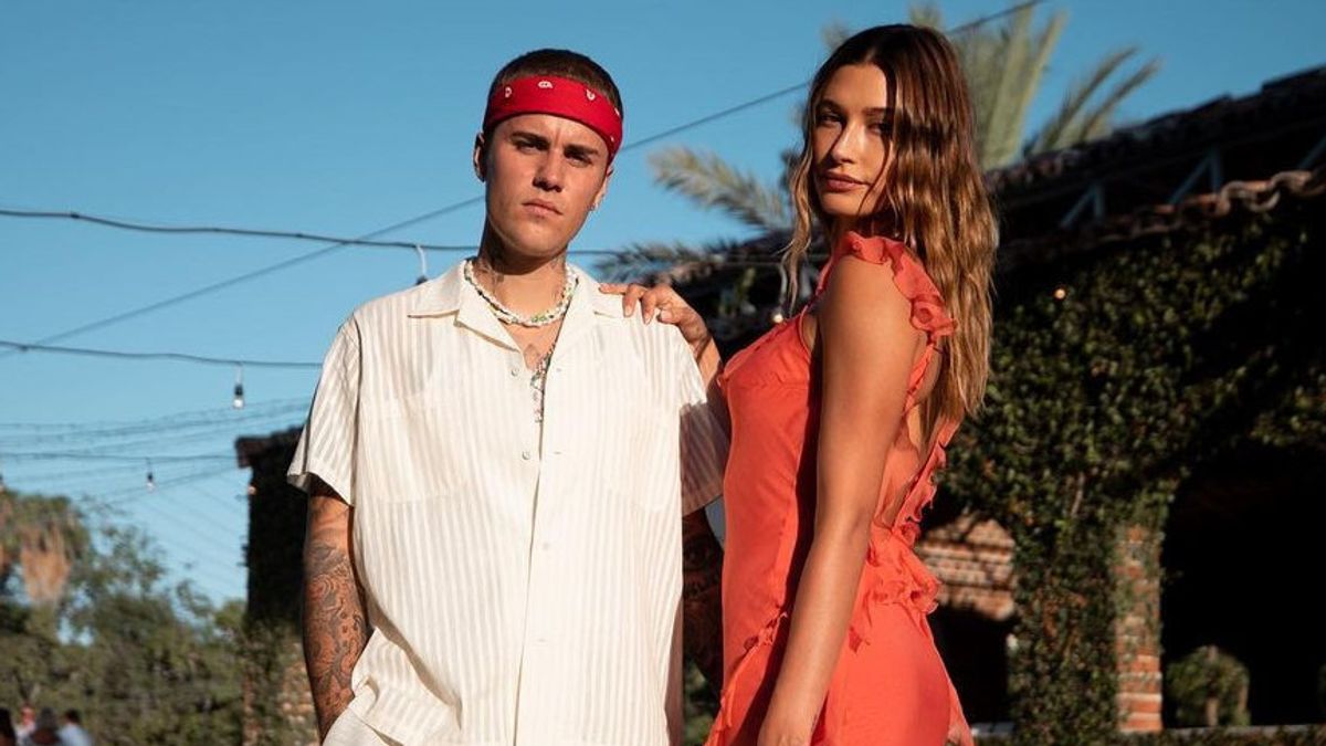 Romantis, Justin Bieber Rayakan Ulang Tahun Hailey Baldwin di Jepang