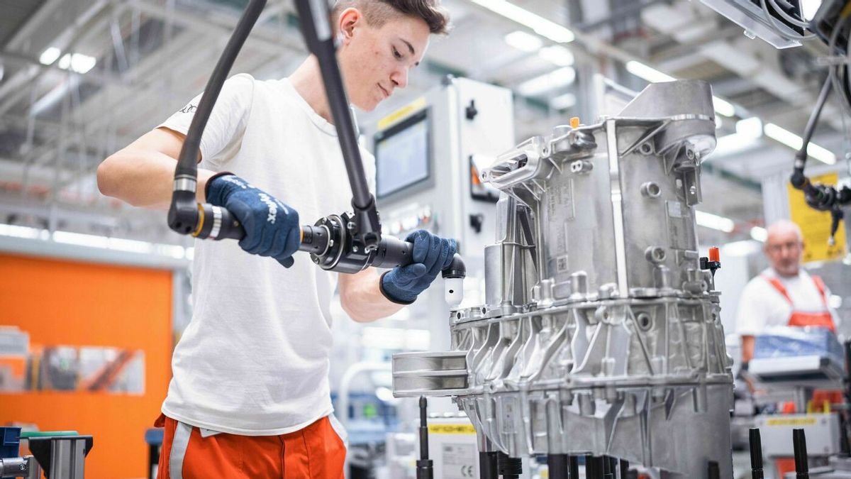 Audi Starts Building New Electric Motor Platform At Hungarian Factory