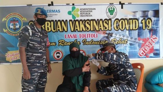 Perintah KSAL Yudo Margono, Lantamal VIII dan Jajaran Gencar Laksanakan Vaksinasi COVID-19 