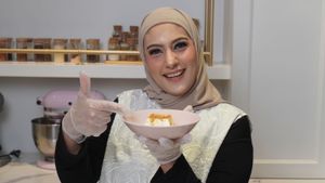 Sukses Berbisnis Dessert, Kunci Ala Bisyir Kembangkan Bittersweet by Najla Lewat Fitur E-Commerce