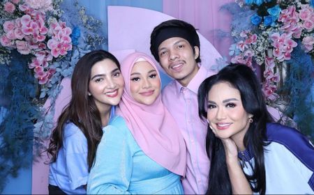 5 Foto Damainya Aurel Hermansyah Diapit Dua Calon Nenek Cantik, Krisdayanti dan Ashanty