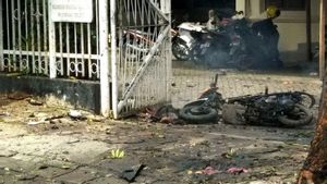 Ada 2 Pelaku Bom Bunuh Diri Berboncengan saat Coba Terobos Katedral Makassar