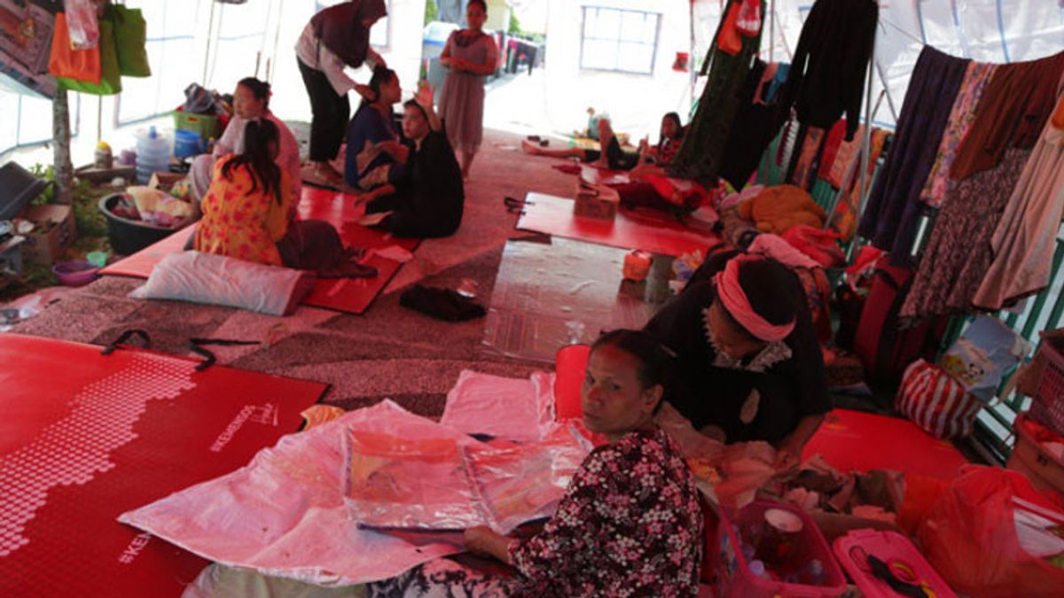 Sad News, A Girl And Grandmother In Central Kalimantan Died In Refugee Tent