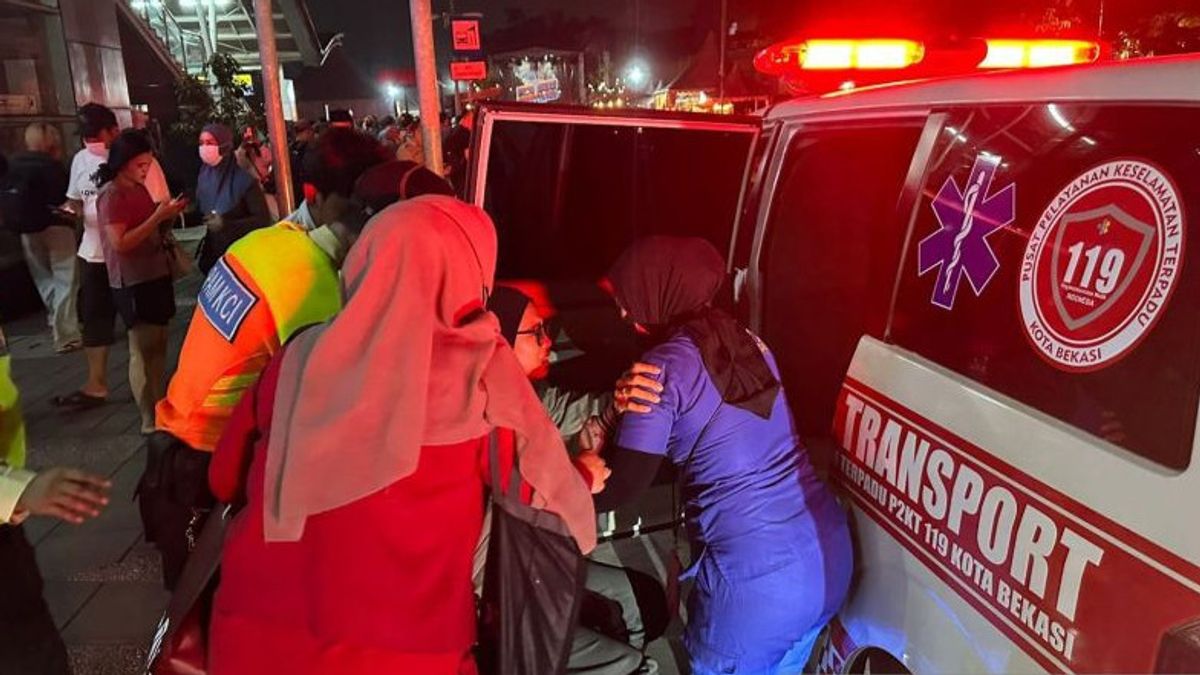 Keluarga Korban Kecelakaan Kereta Stasiun Bekasi Timur Diminta Lapor ke Posko DVI RS Polri