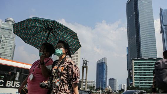 DKI Jakarta Sunny And Hot Throughout Monday, October 16