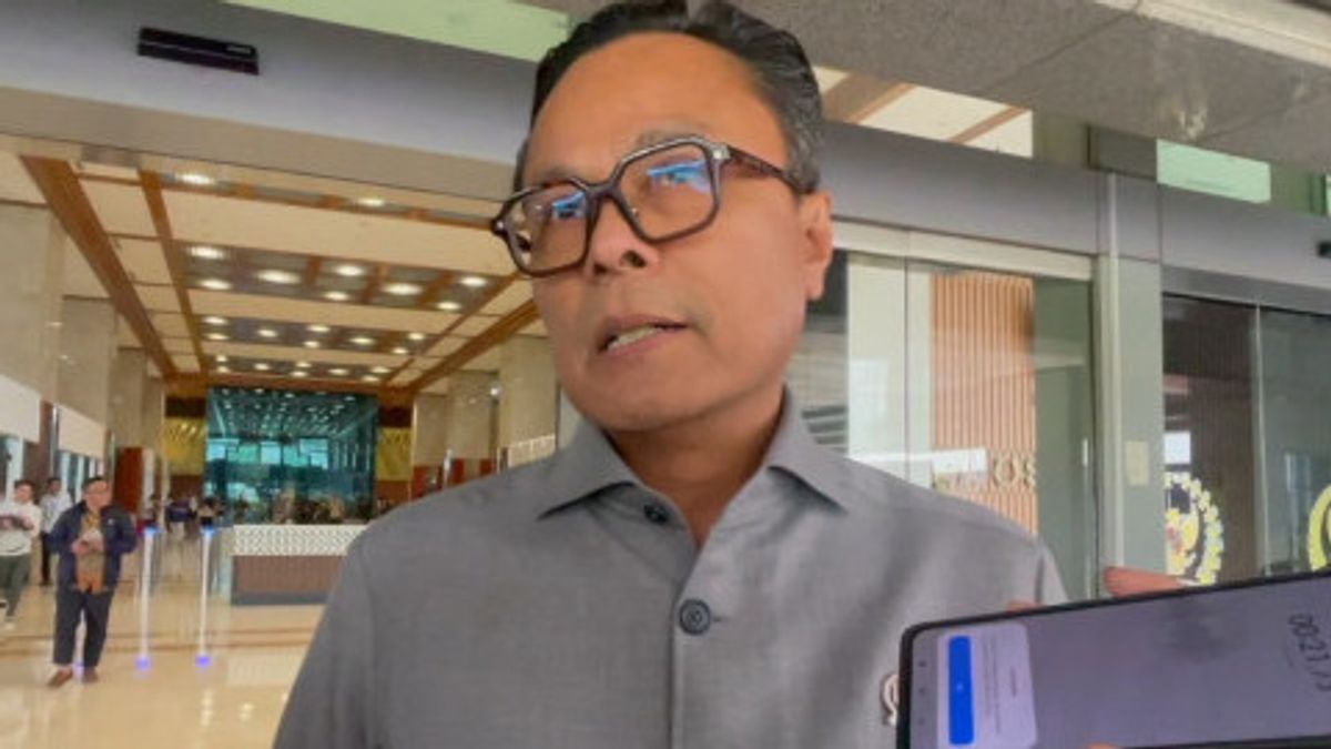 Danantaraは、ANTMとPTBAが再びPersero Statusに戻った理由を明らかに