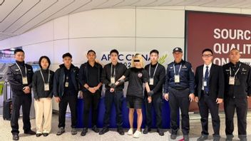 L'immigration a remis une femme recherchée originaire de Chine déportée de Bali