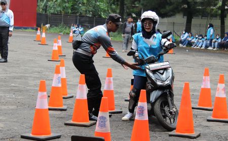 Pengendara Wanita Jadi Sasaran Pelatihan Safety Riding Jasa Raharja