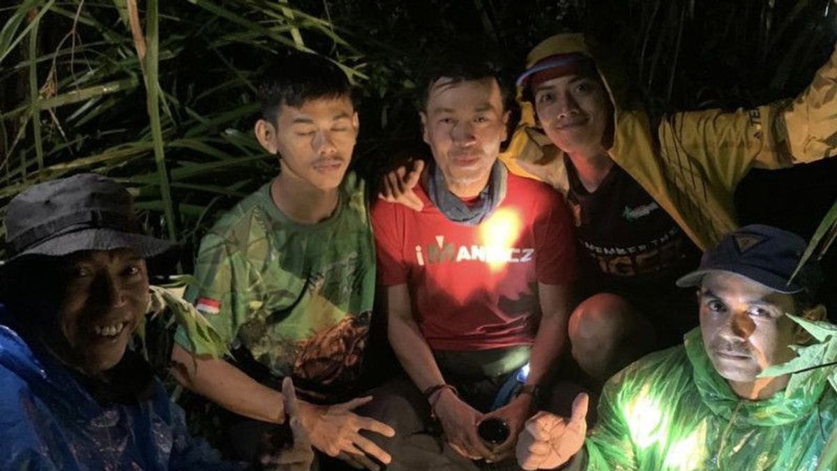 Pelari Lintas Alam Asal Jakarta yang Hilang di Gunung Arjuno Malang Ditemukan Selamat