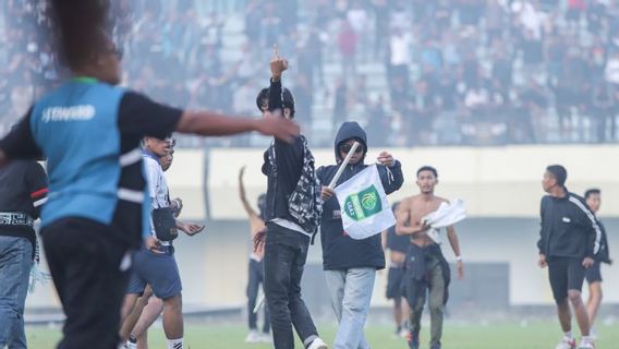 anol : Une plainte rejetée par PSSI, Persela Lamongan puni pour des émeutes à Tuban