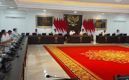 Presiden Prabowo Pimpin Rapat Persiapan Natal dan Tahun Baru