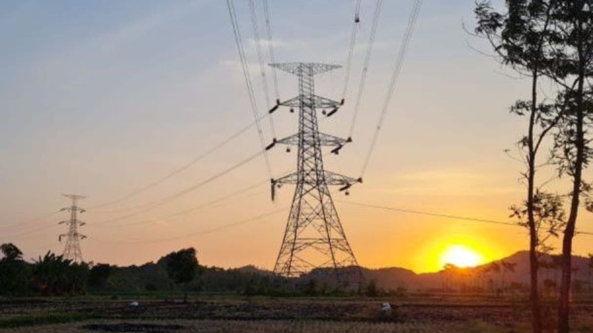 Observer: Implementation Of Power Wheeling Scheme Makes PLN More Focused On Providing Services To The Community