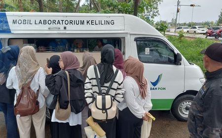 BPOM Batam Pelototi Distributor, Toko dan Penyalur Makanan Jelang Tahun Baru Imlek 2576 Kongzii