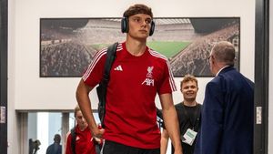Bek Liverpool, Giovanni Leoni, Jalani Operasi ACL: Saya Akan Segera Kembali