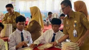 Prabowo Perintahkan Dapur Program MBG Wajib Test Kit Sebelum Sajikan Menu ke Sekolah
