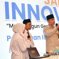 Wapres Tinjau Pelatihan AI Santri Tremas di Pacitan