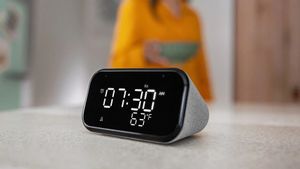<i>Kenalin</i> Lenovo Smart Clock Essential, Perangkat Wajib untuk Rumah Pintar