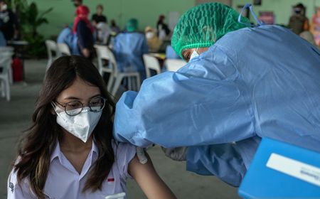 Dokter FKUI: Jeda Vaksinasi Sebulan untuk Bentuk Kekebalan Tubuh